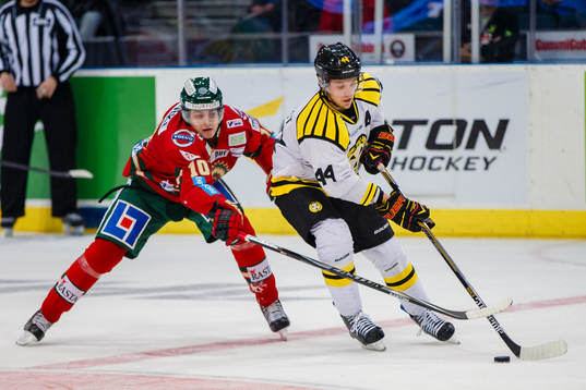 Frölundas Mattias Janmark och Brynäs Jacob Blomqvist