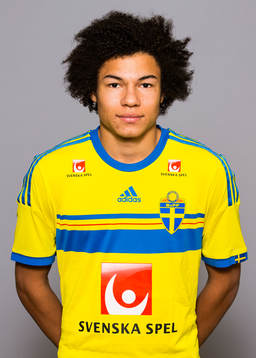 Alexander Jallow, som spelar i P16/98-landslaget