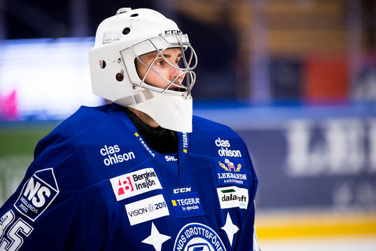 Leksands målvakt Viktor Scherrieble före ishockeymatchen