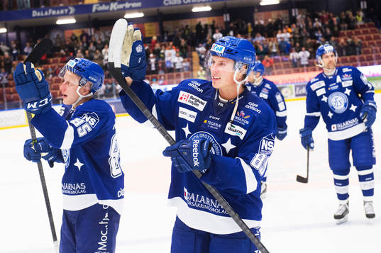Leksands Toni Kähkönen och David Åslin jublar
