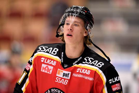 Luleås Emil Sylvegård på uppvärmningen