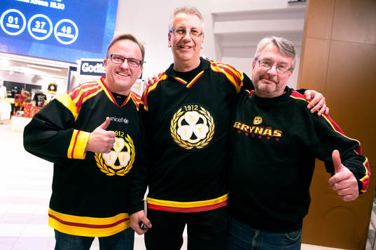 Brynäs supportrar före ishockeymatchen i SHL mellan