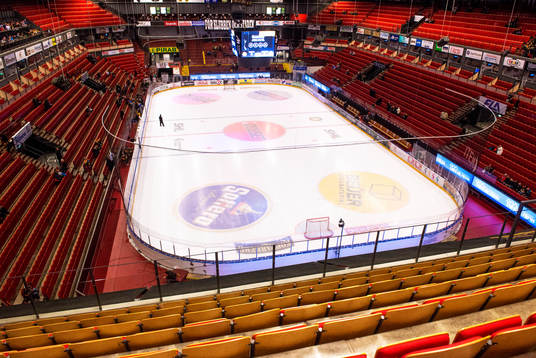 Tomma läktaren före ishockeymatchen i SHL mellan Brynäs