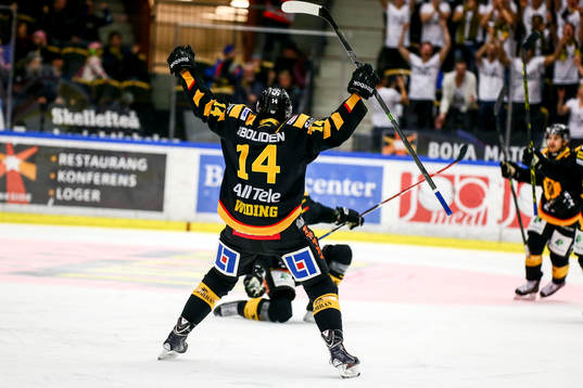 Skellefteås Daniel Widing jublar