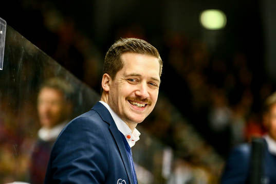 Växjös tränare Sam Hallam