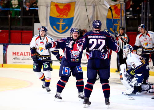 Linköpings Nichlas Hardt och Mattias Sjögren jublar