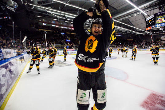 Skellefteås Kirill Kabanov jublar