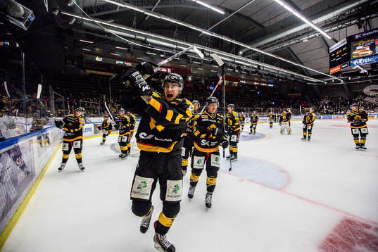 Skellefteås Kirill Kabanov jublar