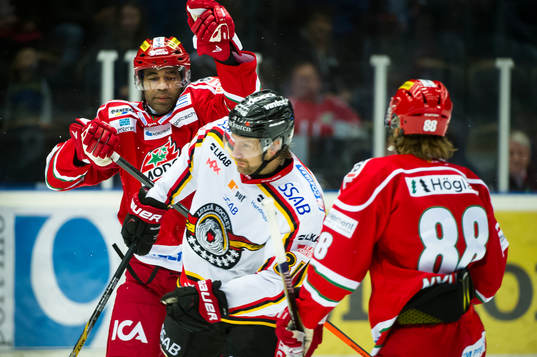 Modos Donald Brashear gör sina första 31 sekunder i