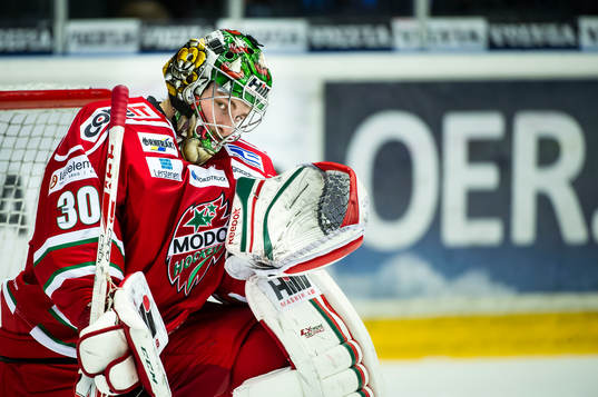 Modos målvakt Linus Ullmark