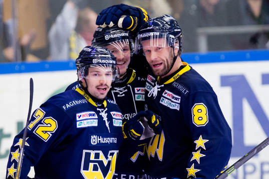 s Patrik Carlsson, HV71:s Ted Brithén och HV71:s Jere