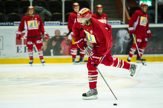 Modos Donald Brashear på uppvärmning