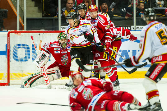 Modos målvakt Linus Ullmark