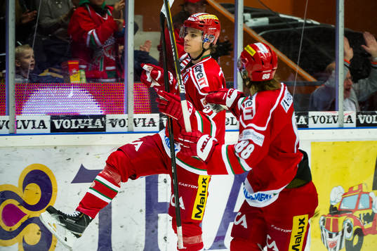 Modos Adrian Kempe gör det tredje målet för Modos