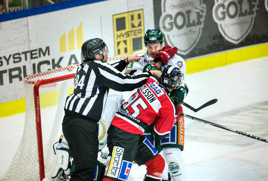 Örebros Kalle Olsson och Färjestads Linus Persson