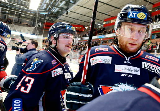 Tvåmålsskytt Linköpings Nichlas Hardt och Jonas Junland
