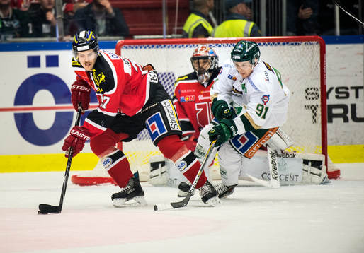 Örebros Stefan Johansson och Färjestads Toni Rajala