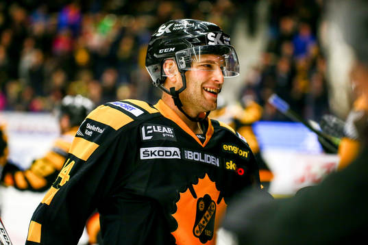 Skellefteås Rob Schremp jublar
