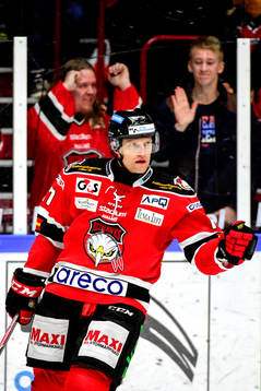 Malmö Redhawks Mathias Tjärnqvist jublar