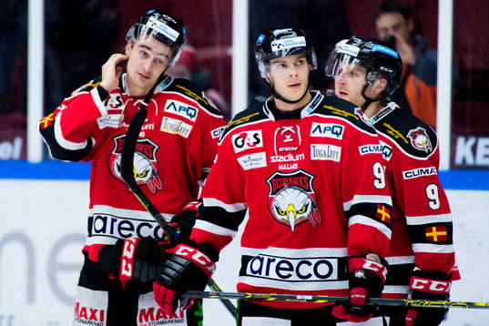 Malmö Redhawks Mads Larsen och Frederik Strom deppar