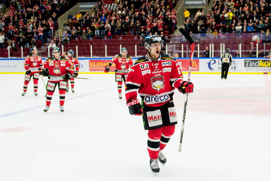 Malmö Redhawks Colin Stuart jublar