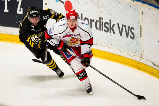 s Johan Andersson jagar Almtunas Michael Haga