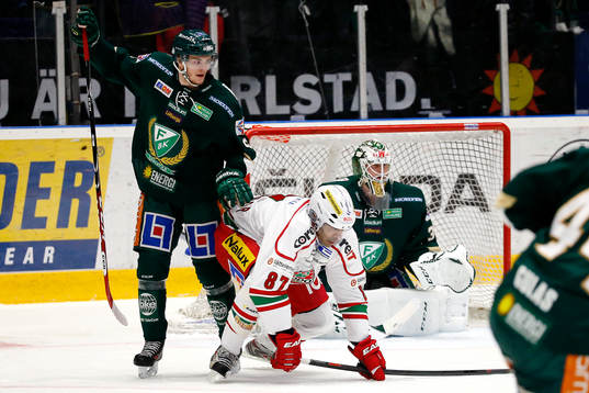 Färjestads Ludwig Byström och Modos Donald Brashear