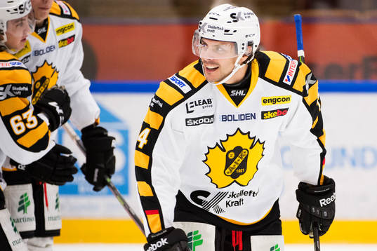 Skellefteås Daniel Widing jublar