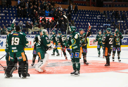 Färjestads spelare jublar