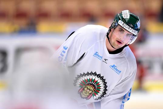 Frölundas Erik Gustafsson på uppvärmningen