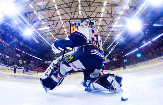 Örebros Martin Johansson sätter