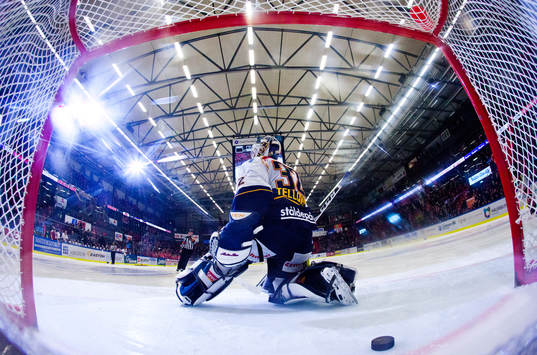 Örebros Martin Johansson sätter