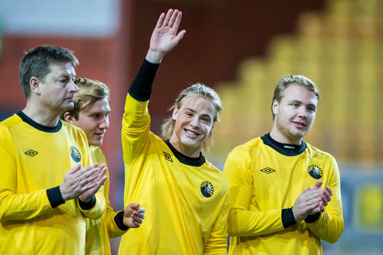 David Ingesson vinkar