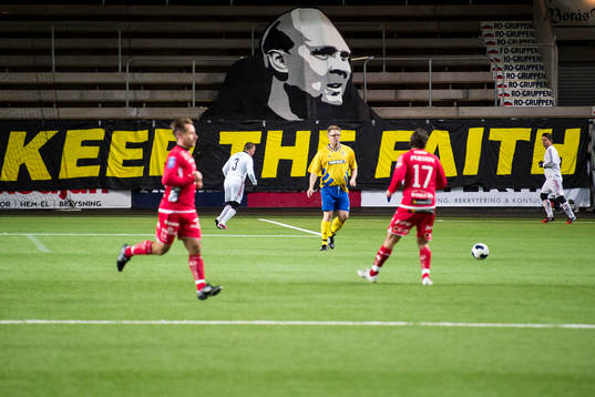 Banderollen med Keep the faith