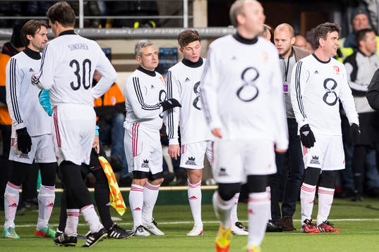 TV-lagets Patrik Ekwall skrattar