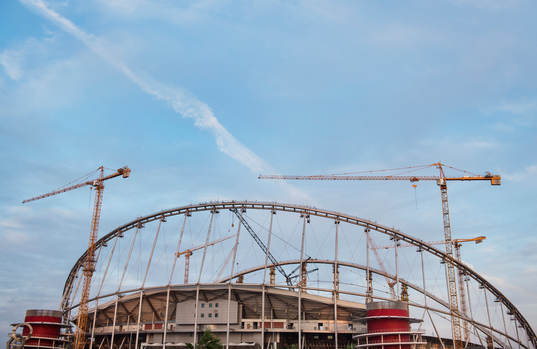 Khalifa International Stadium som renoveras