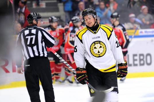 Brynäs Oscar Eklund deppar