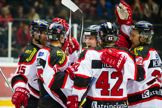 Örebros Jared Aulin gör det första målet
