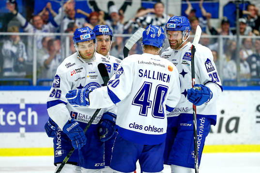 Leksands Fabian Brunnström jublar