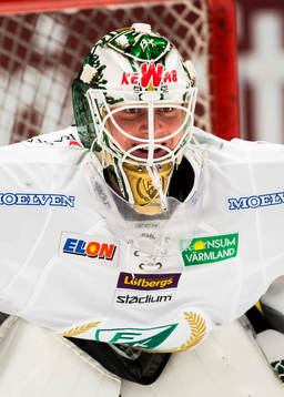 Färjestads målvakt Fredrik Pettersson Wentzel ler