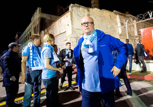 Malmö-supportrar innan fotbollsmatchen i Champions League
