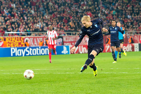 Malmö FFs Simon Kroon gör 1-1