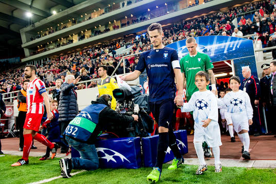 Malmö FFs Markus Rosenberg tågar in på planen