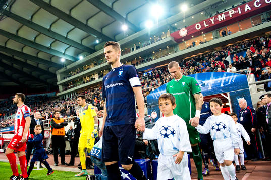 Malmö FFs Markus Rosenberg tågar in på planen