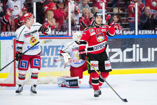 Malmö Redhawks Björn Svensson jublar