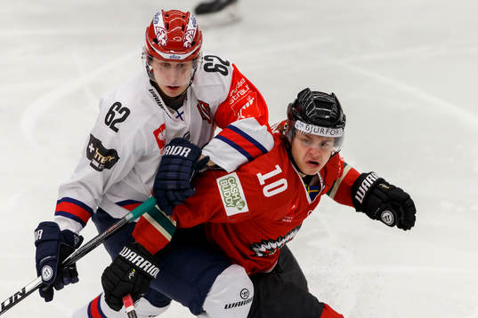 Helsingfors Robert Leino och Frölundas Mattias Janmark