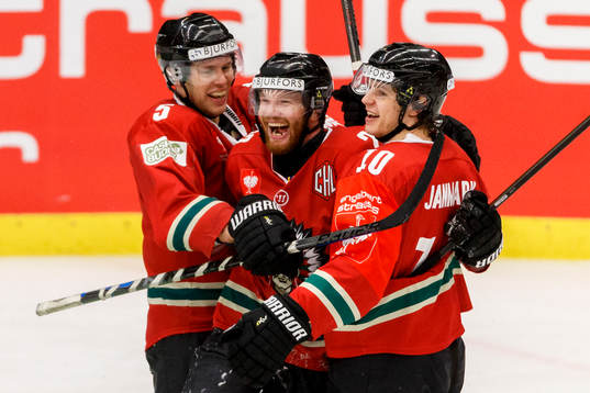 Frölundas Christian Bäckman, Robin Figren och Mattias