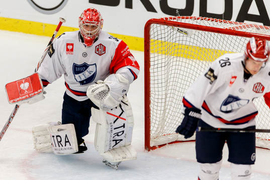 Helsingfors målvakt Ville Husso deppar