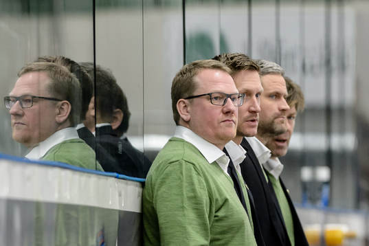 Rögles tränare Magnus Bogren, målvaktstränare Magnus