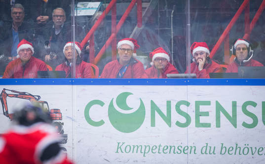 Tomteluvor i speakbåset